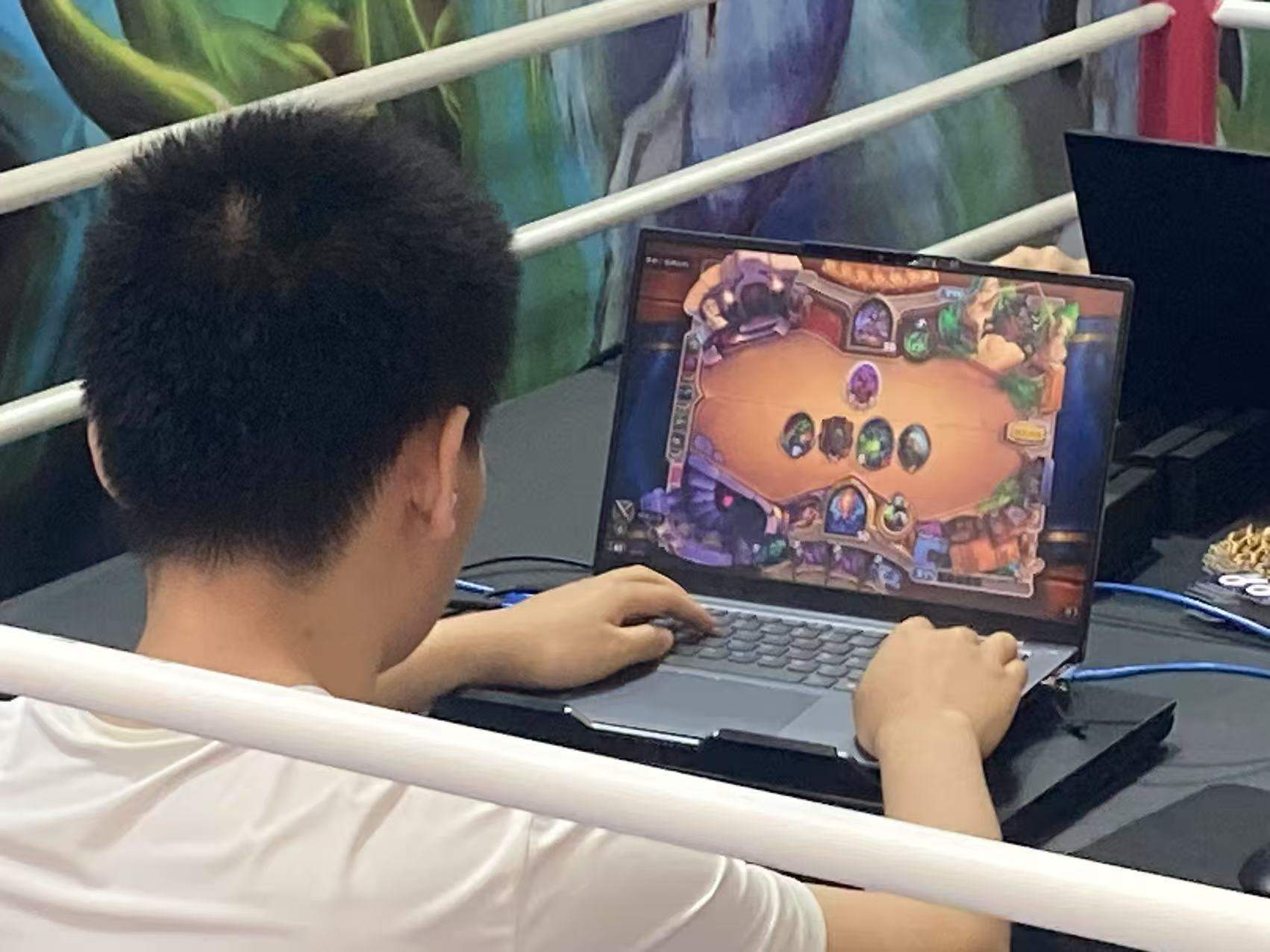 赛成都站落幕 雏雏卫冕！凯发K8国际娱乐黄金公开(图7)